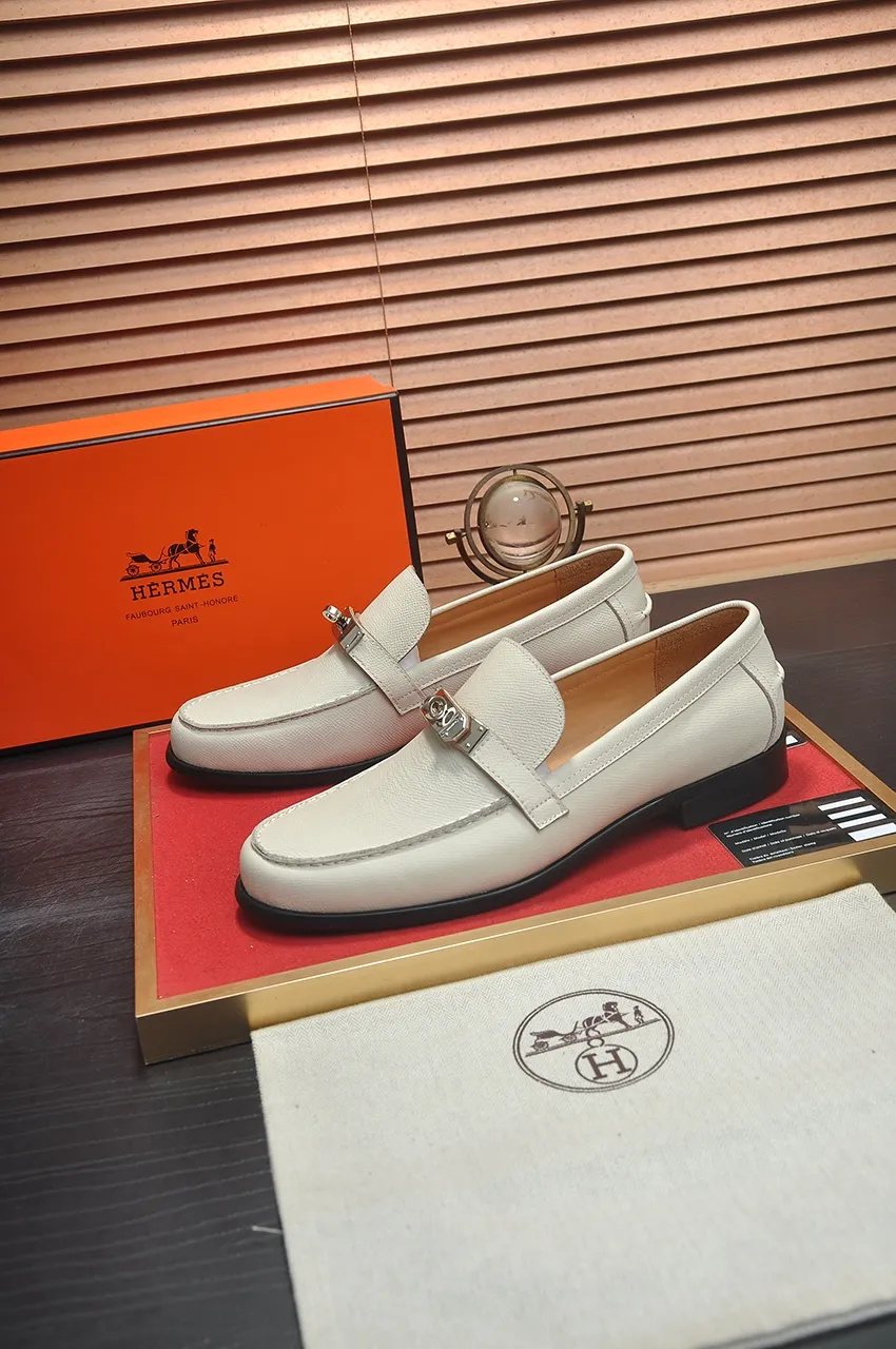 Men's shoes💰540💶[HERMES] (cowhide lining)🍀Italian top luxury🍀He does not pursue novel styles and gorgeous colors, but attracts the favor of successful men with his flawless, elegant and classic style. Formal leather shoes This very comfortable, simple and stable style allows you to easily match any style! The pattern is absolutely 1:1 refined from the original case, and we strive for excellence in materials, imported cowhide + cowhide lining💪💪💪extraordinary texture👍! .Code number: 38-45 (45 customized)